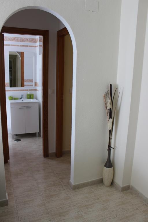 Apartamento Mariposa Daire Torrevieja Oda fotoğraf